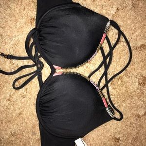 Victoria’s Secret Swim Top 34C